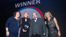 (L-R) Presenter Beth Knight, corporate responsibility director, EY, JPA Furniture’s Fiona Edwards and Chris Holder and compere Michaela Strachan